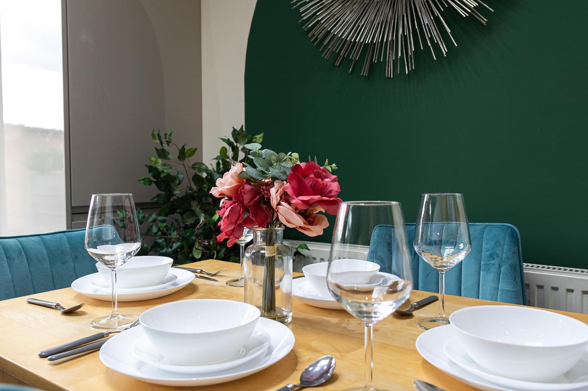 Apartamento Bathway House - Free Secured Parking And Wifi Coventry Exterior foto