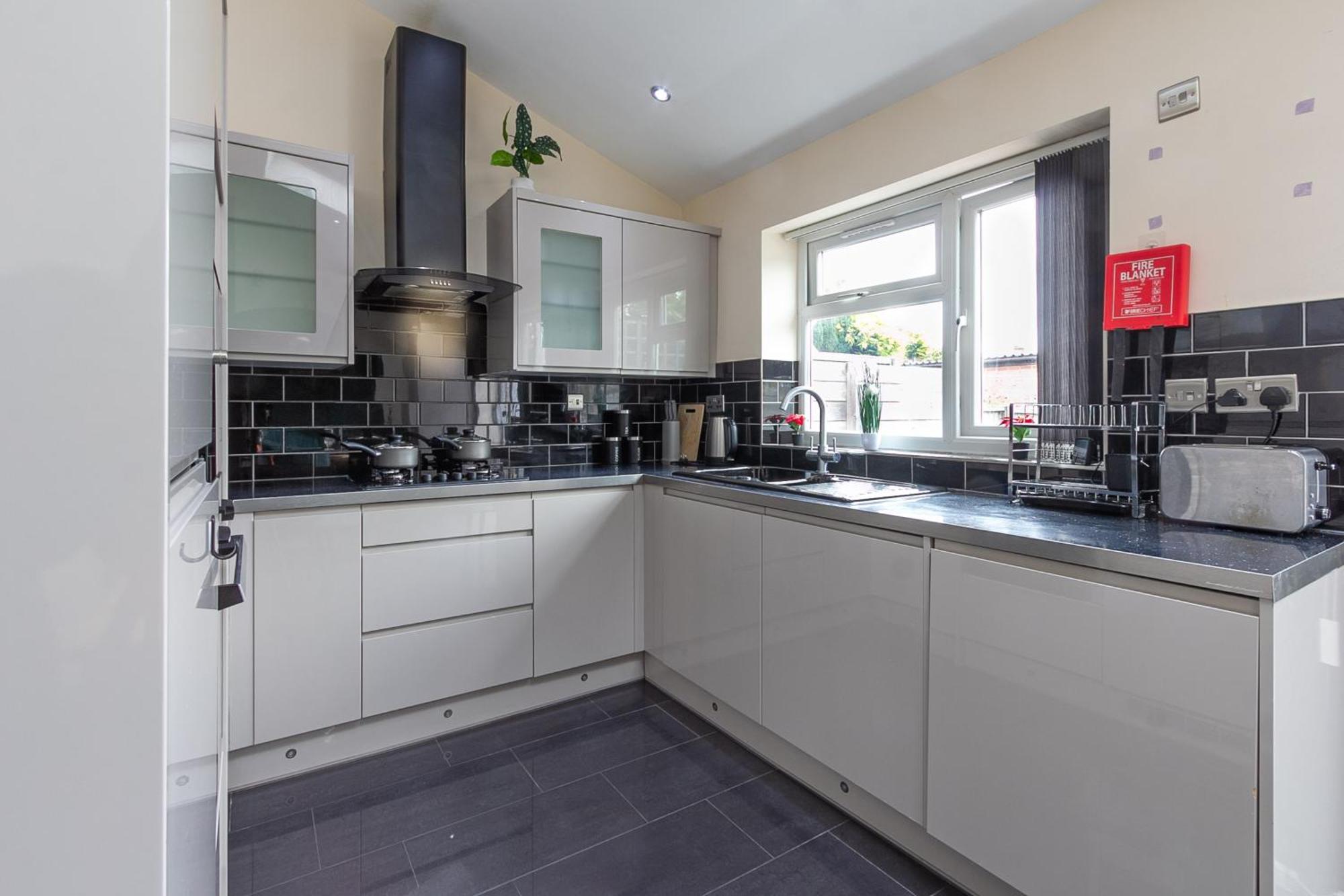 Apartamento Bathway House - Free Secured Parking And Wifi Coventry Exterior foto