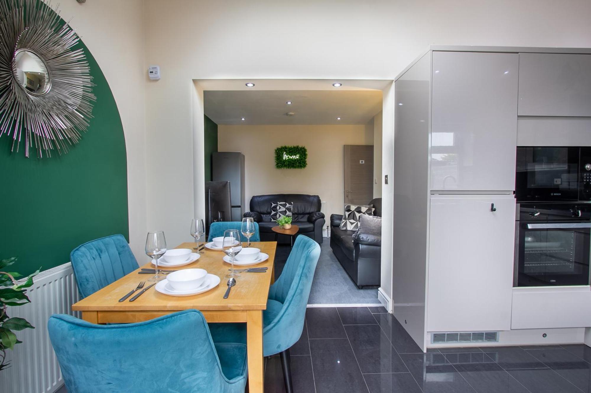 Apartamento Bathway House - Free Secured Parking And Wifi Coventry Exterior foto