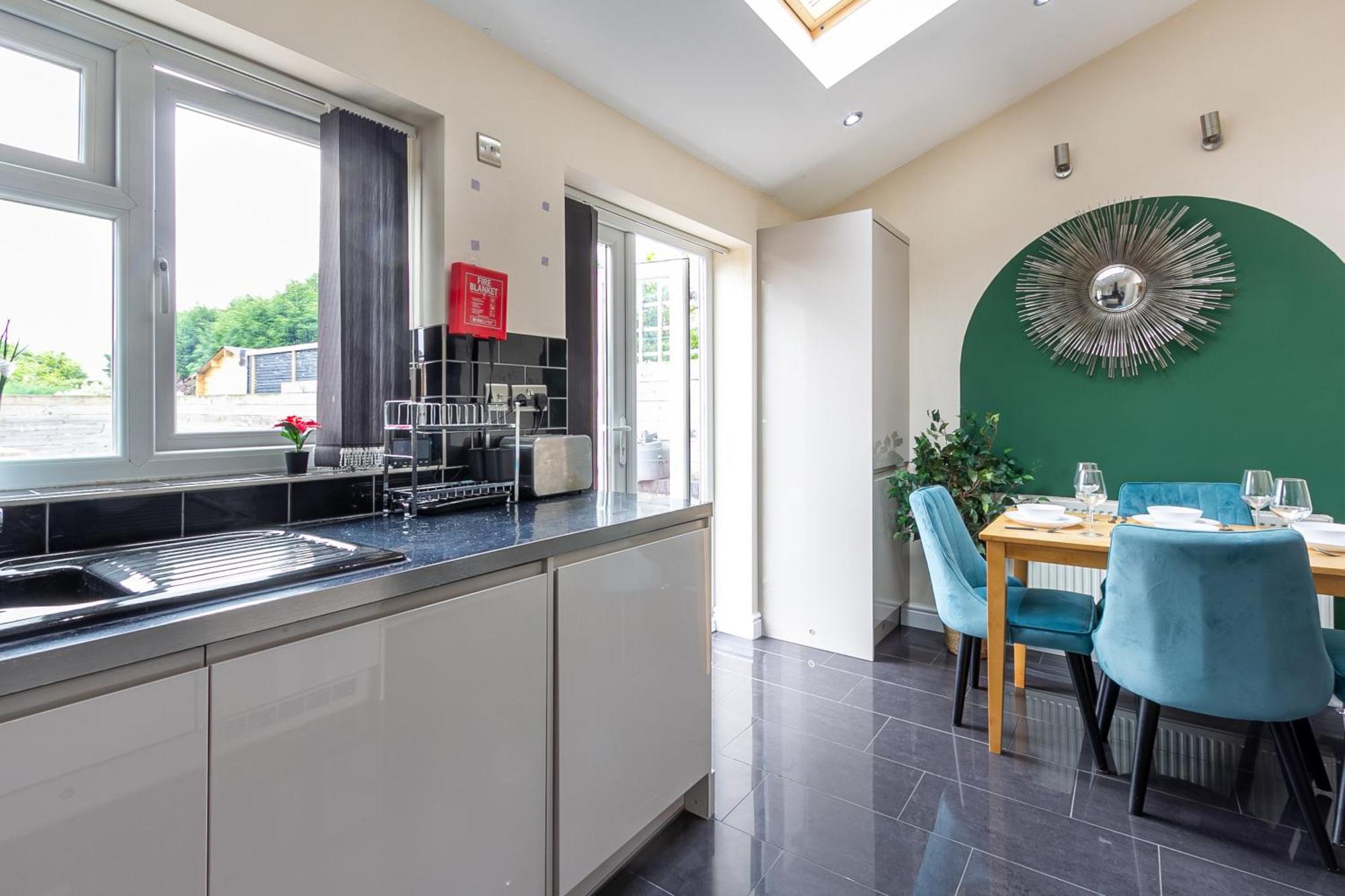 Apartamento Bathway House - Free Secured Parking And Wifi Coventry Exterior foto